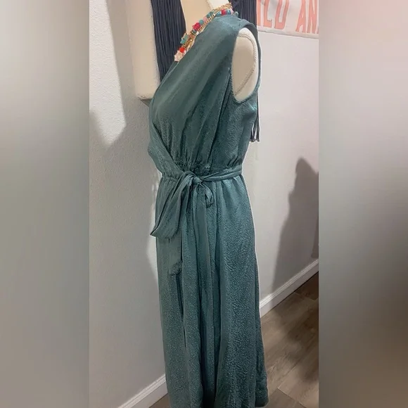 Sleeveless Teal Wrap Maxi Dress - Picture 5 of 7